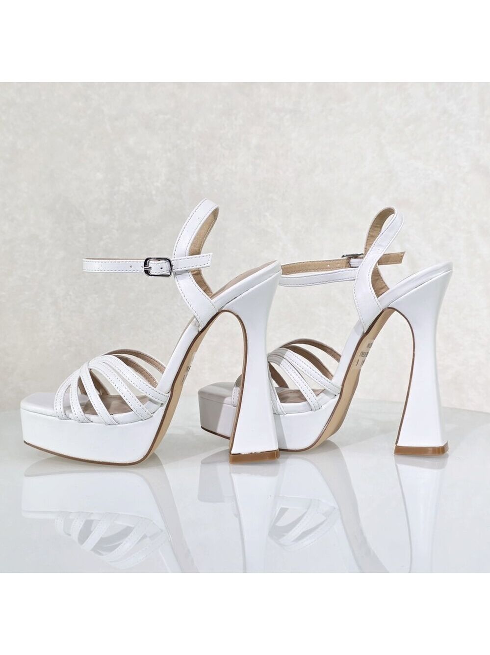 NIB Posh White Matte Spool High Heels Ankle Strap Open Toe Sandals Shoes
